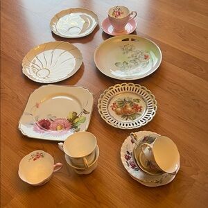 Floral Porcelain Tea Set
